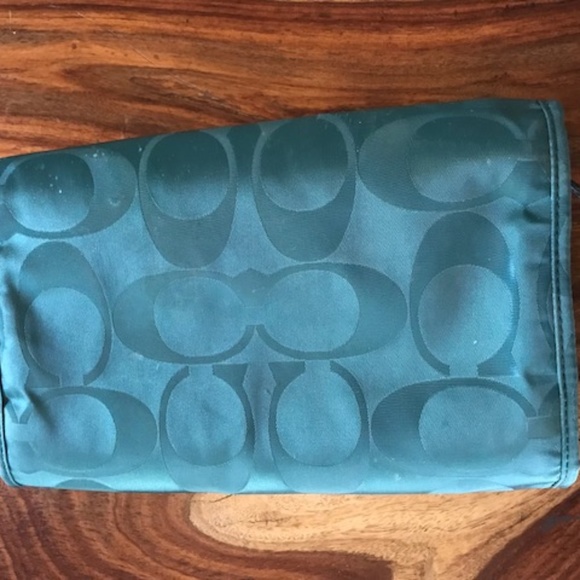 Coach Sateen Blue Travel/Accessory/Makeup Bag - Picture 7 of 7